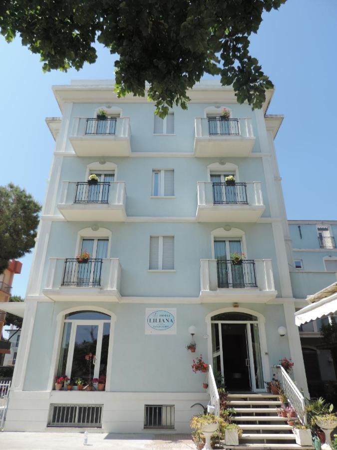 Hotel Liliana Rímini Exterior foto